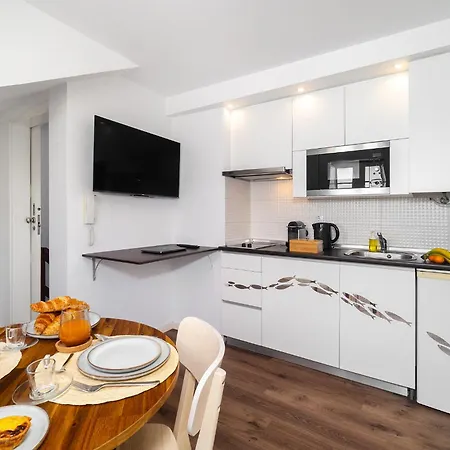 Whome Alfama Prime Location Explore W/ Style Apartmán *